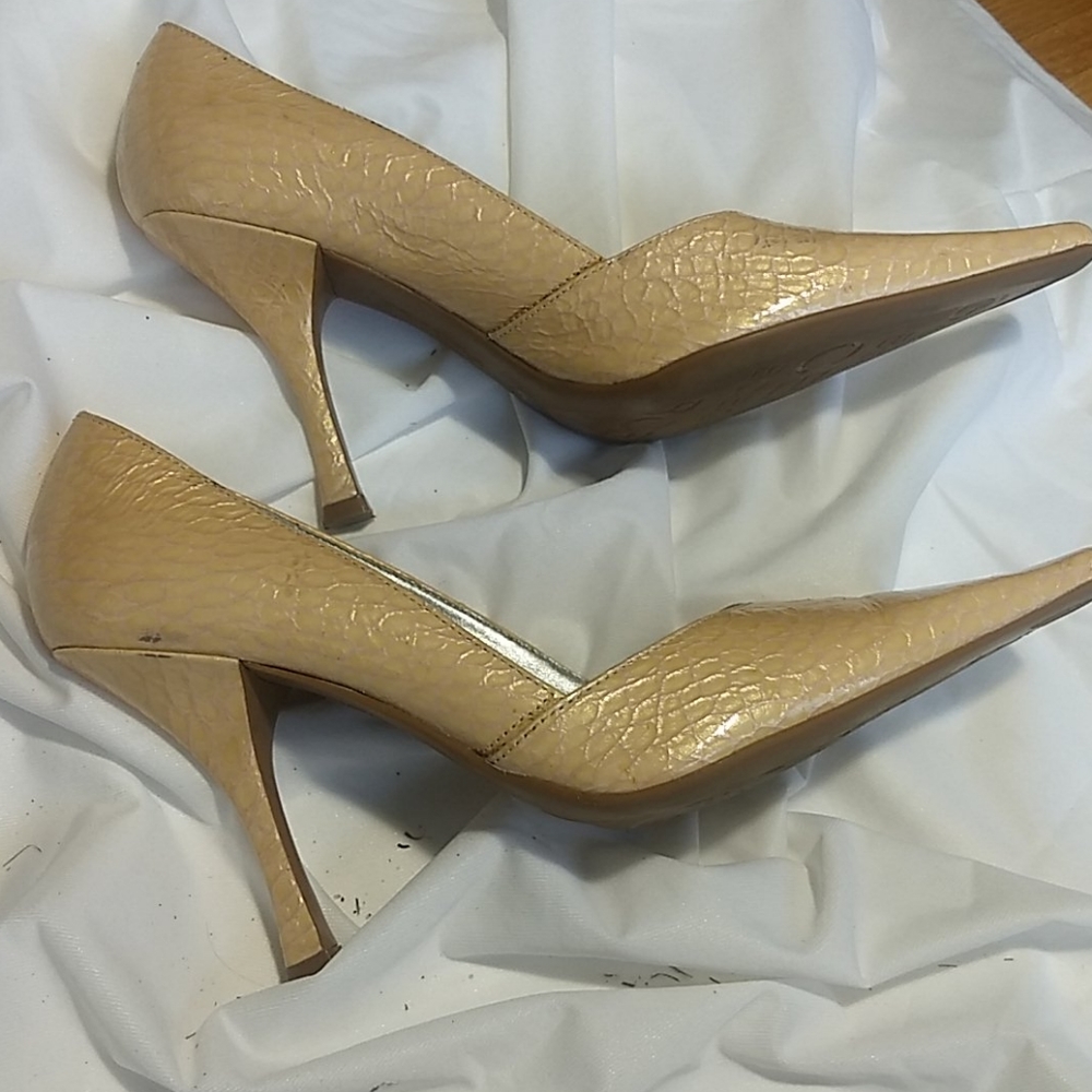 Bcbgirls Cream Snakeskin Leather Pumps Shoes - Picture 4 of 9